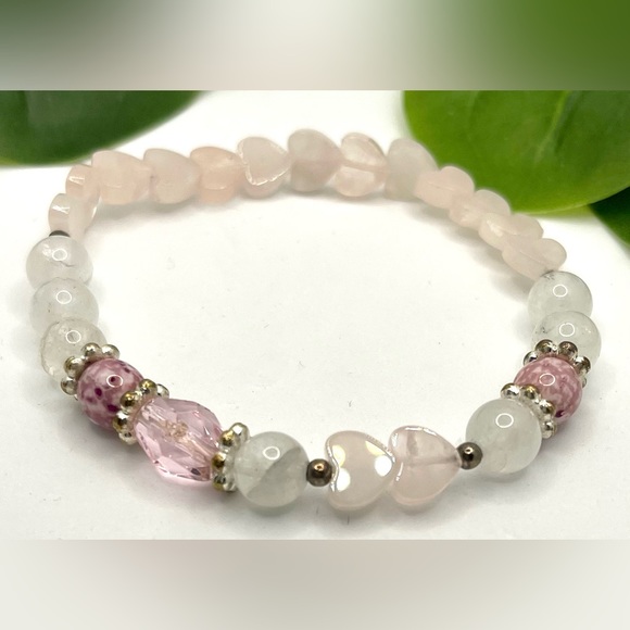 Pink dot jasper, Rose Quartz heart and round 8mm beads stretch bracelet - Picture 1 of 3